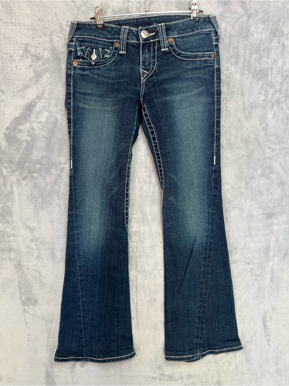 True Religion Joey Low Rise Flare Jeans 27 Big T White Stitch Thick Contrast Y2K